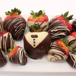 PRE-ORDER - Chocolate Covered Strawberries, 12pc- Pick-up IN STORE ONLY