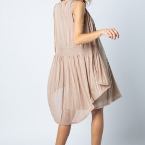 The Serene Hi-Lo Vest